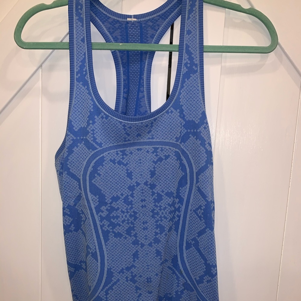Lululemon tank top
